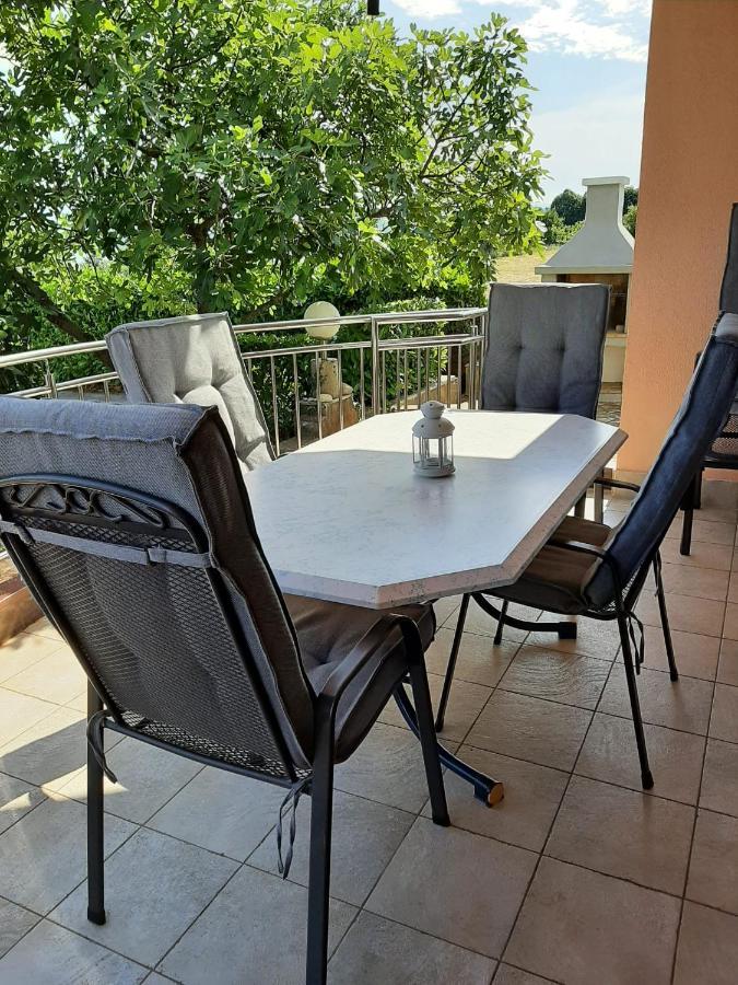 Cosy, Sea View Apartment Porat Porat  Kültér fotó